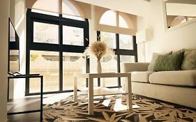 Palm Suites